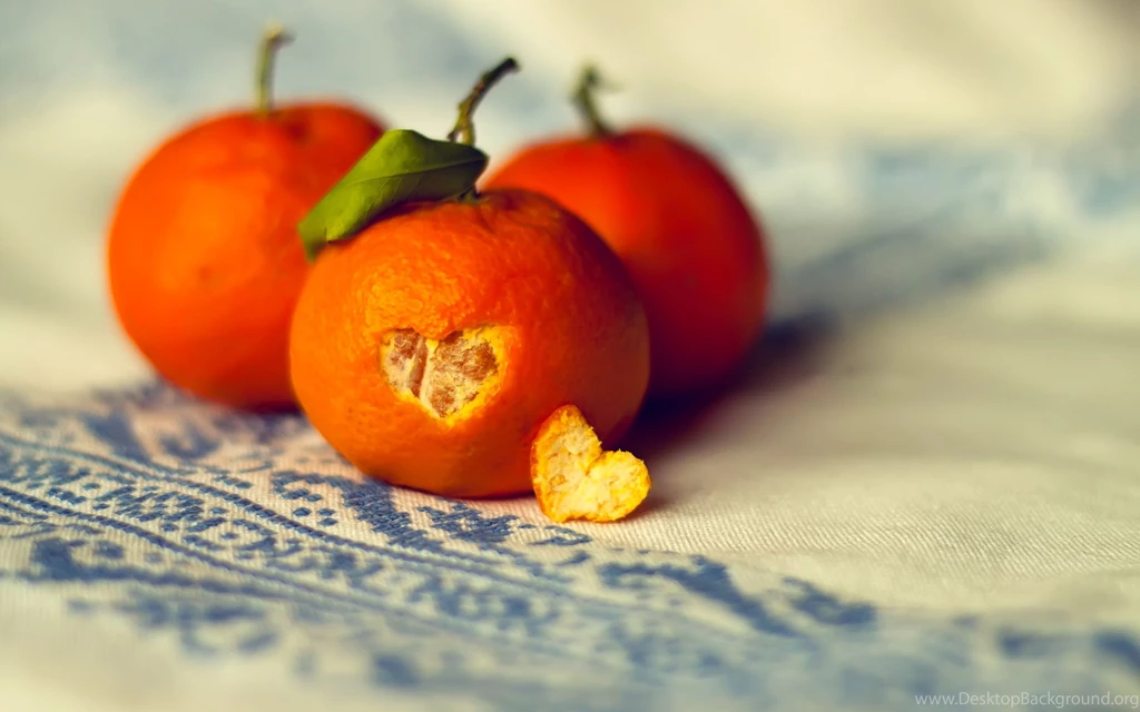 Amazing Love On The Orange Fruit Wallpapers Bac