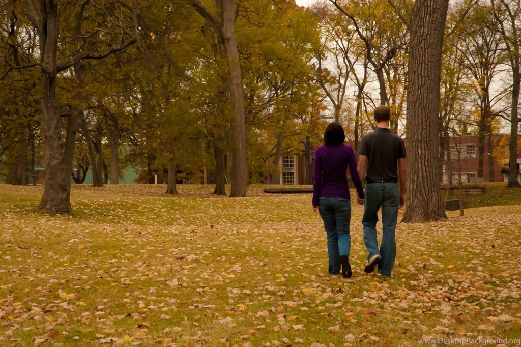 Couple Love HD Wallpapers