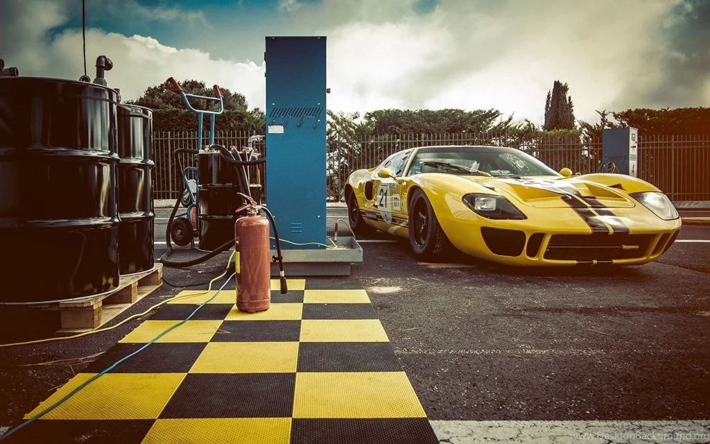 Yellow Ford GT40 Car HD Wallpapers   Desktop Wallpapers
