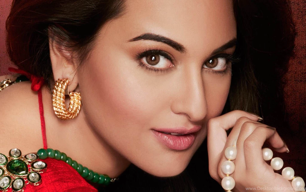 Download Free Latest HD Sonakshi Sinha Wallpapers