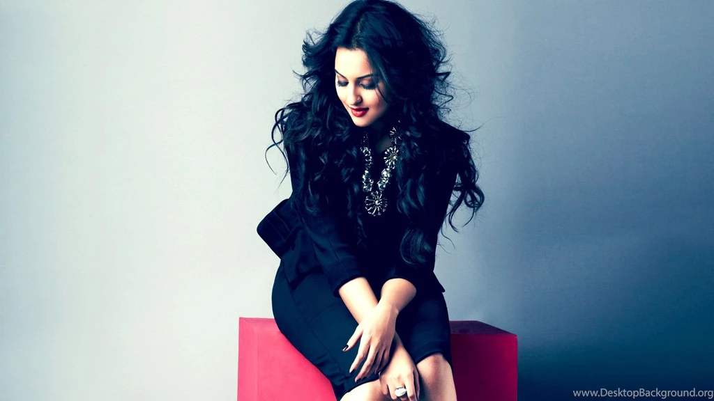 Wallpapers Tagged With SONAKSHI