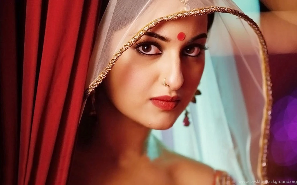 Sonakshi Sinha HD Wallpapers   Hot Photos, Photoshoot In High Quality