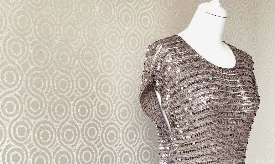 Glamorous Wallpapers For Irresistible Luxury