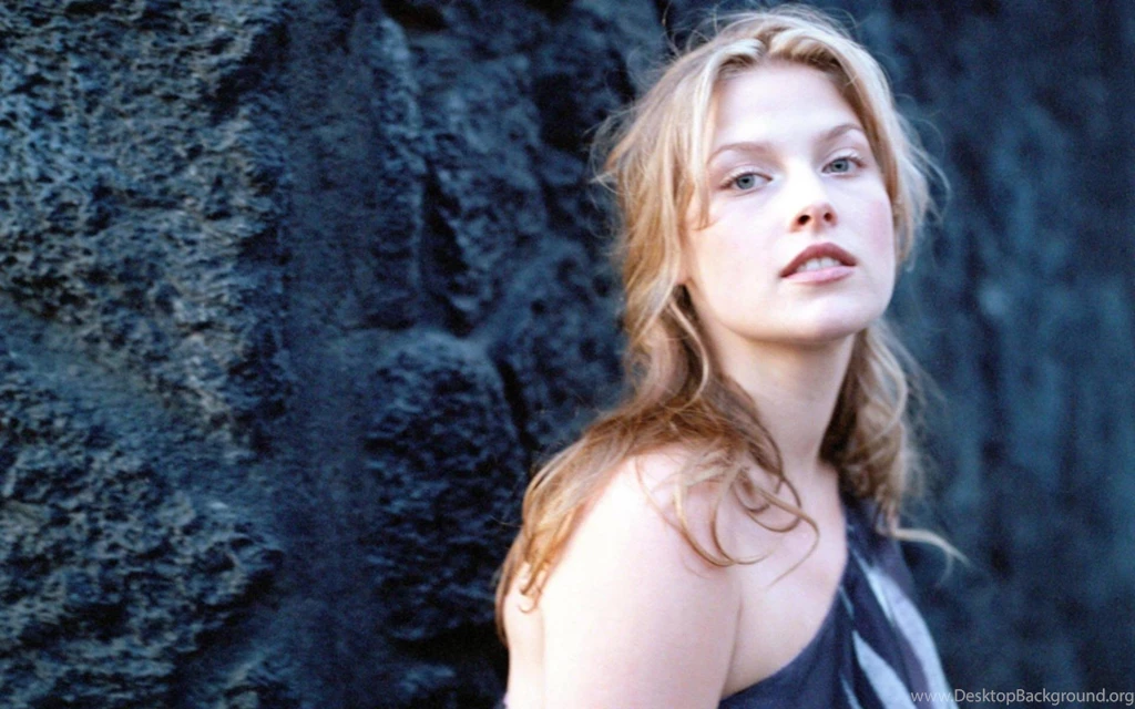 Ali Larter >> HD Wallpaper, Get It Now!