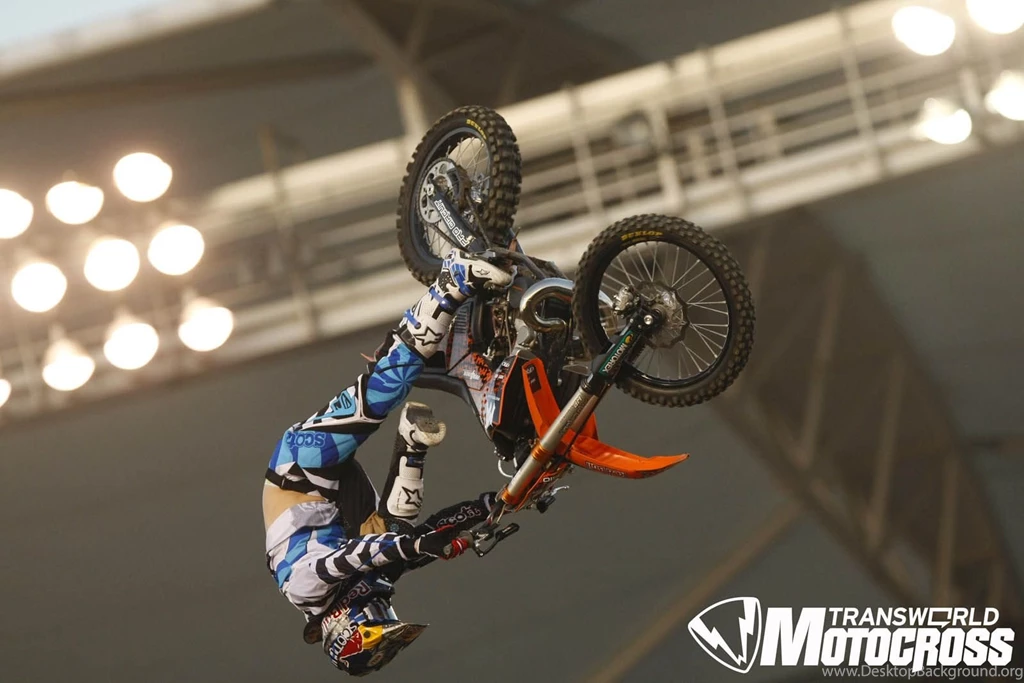 Garrick Courson: Motocross Freestyle Abstract