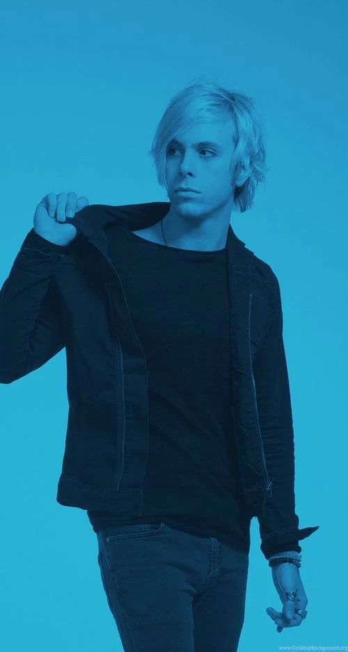 R5 Pinball Riker Wallpapers
