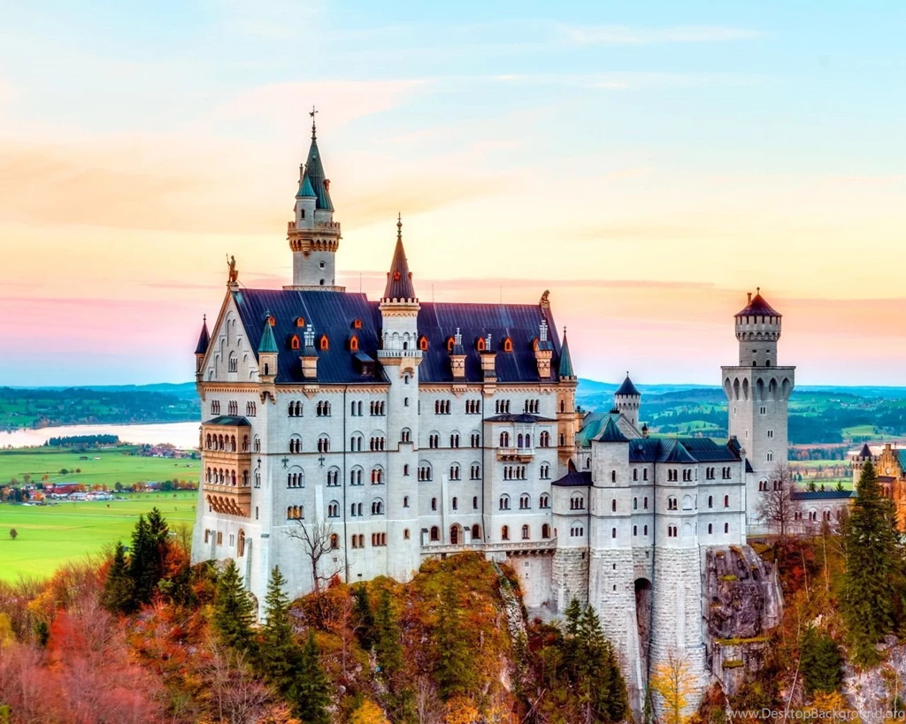 Download Wallpapers 1280x1024 Neuschwanstein Castle, Autumn ...