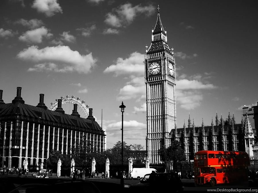 Routemaster Bus On Black And White Backgrounds Photograph By Chris Day
