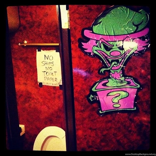 The Band “I Wrestled A Bear Once” Uses Riddle Box Sticker In Tour ...