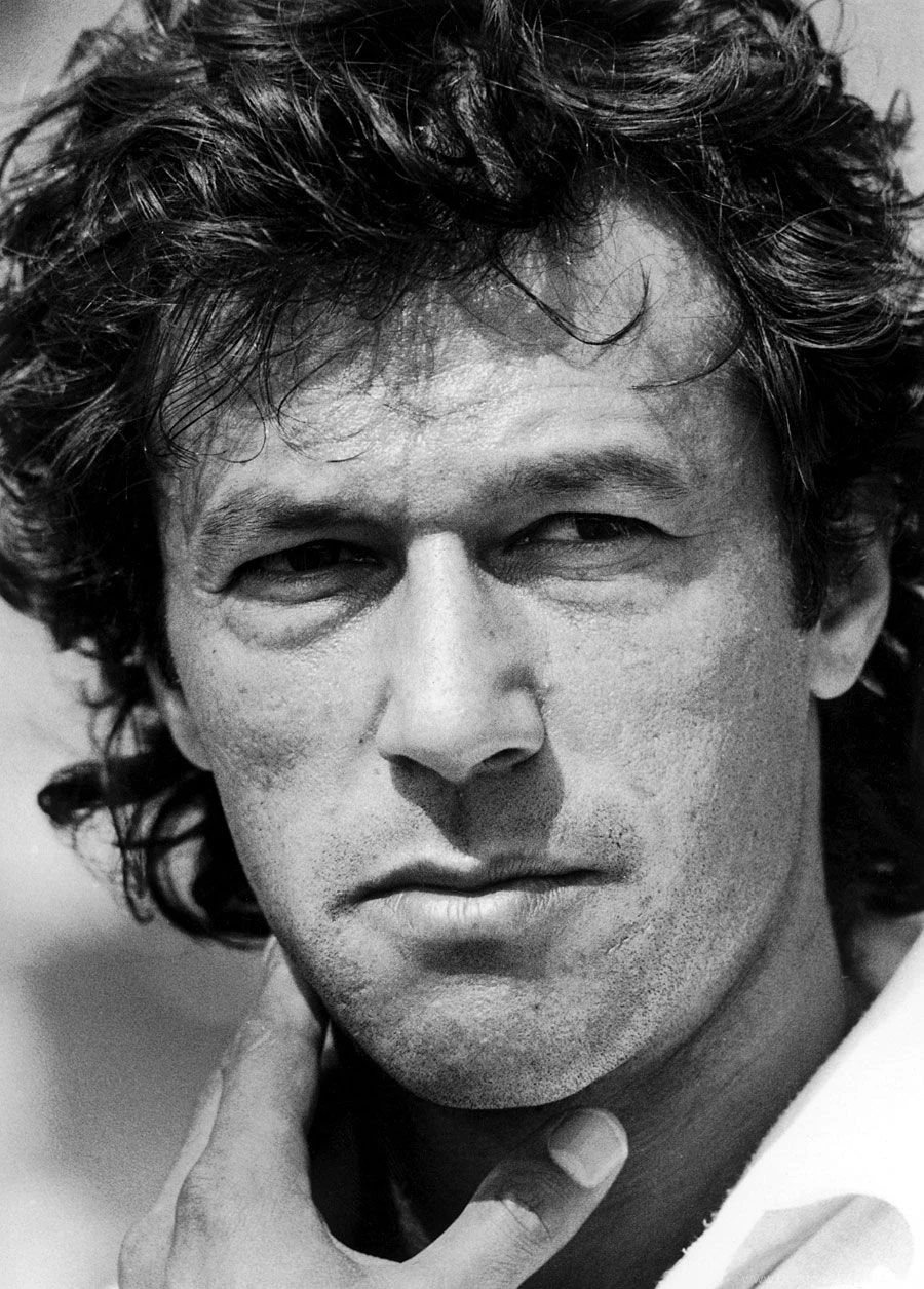 Imran khan cricketer wallpapers imran khan wallpaper wide.jpg