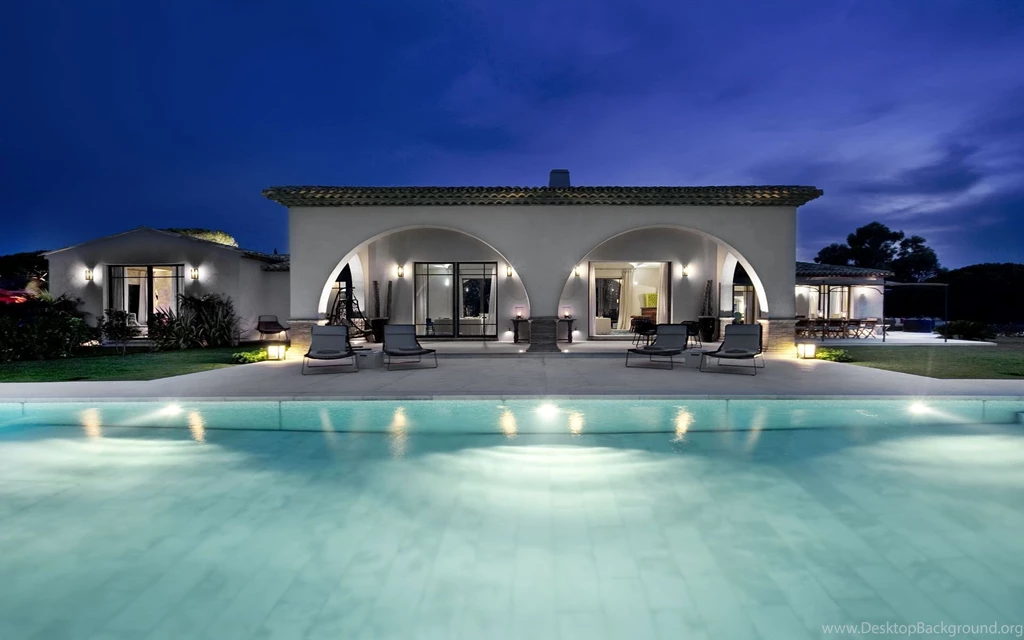Pool House
