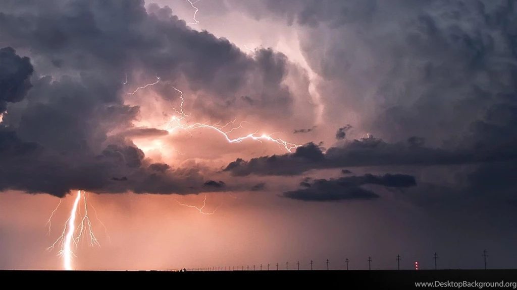 Thunderstorms And Lightning   Wallpaper.