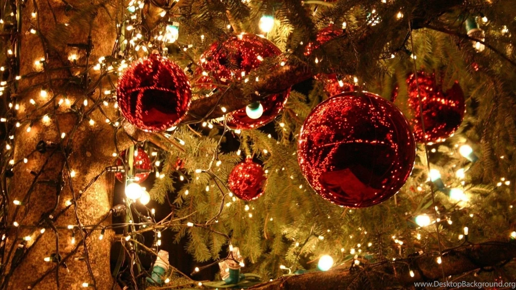 Christmas Tree Wallpaper.