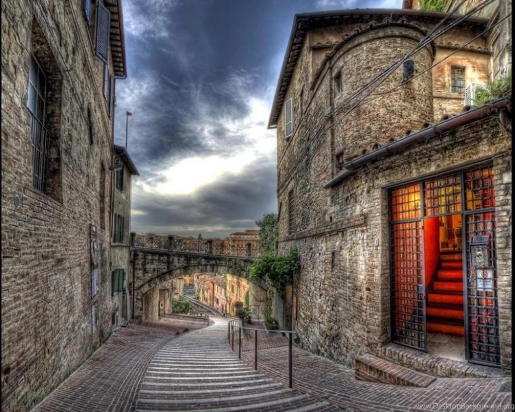 Cobblestone Street 2 Wallpapers (