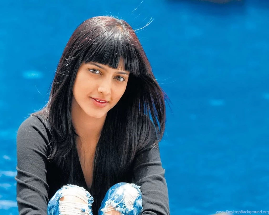 Shruti Hassan Wallpapers