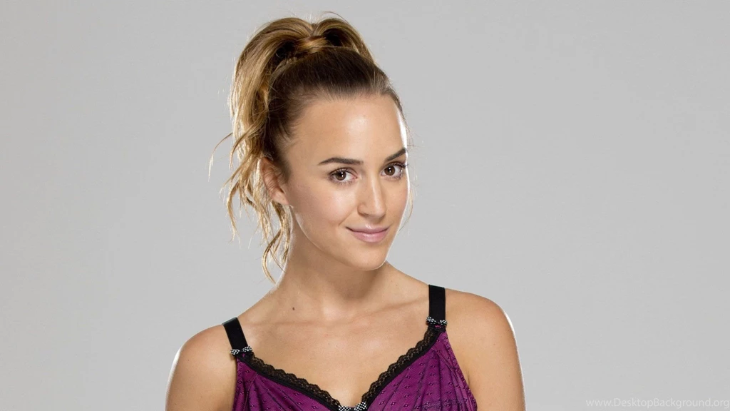 Rosie Jones Wallpapers