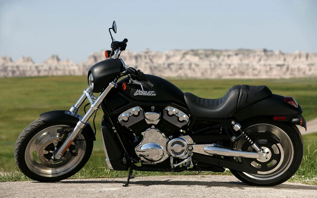 Black Harley Davidson Motorcycle Wallpapers And Images ...
