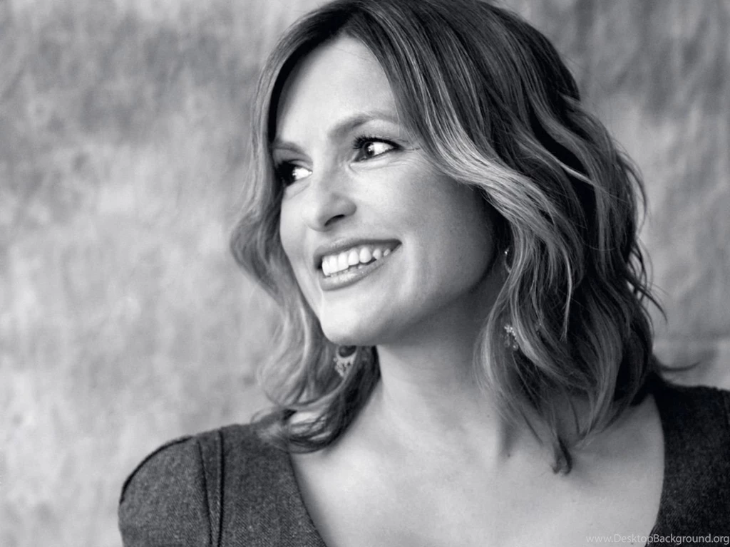 117783d1343628372 mariska hargitay wallpaper mariska hargitay wallpaper photos 1600x1200.jpg