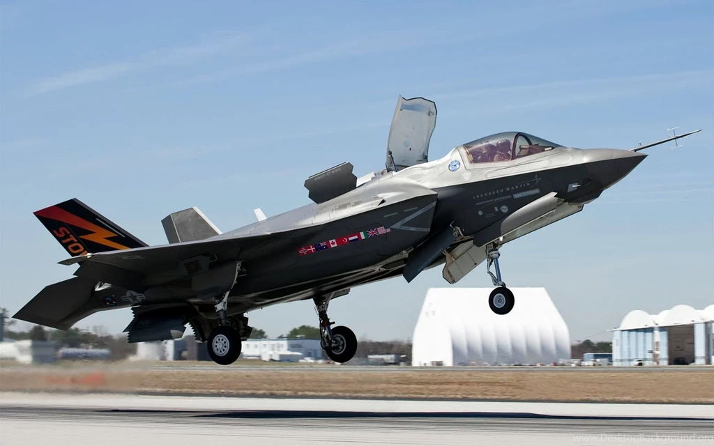 Lockheed martin_f35_lightningii_takeoff.jpg