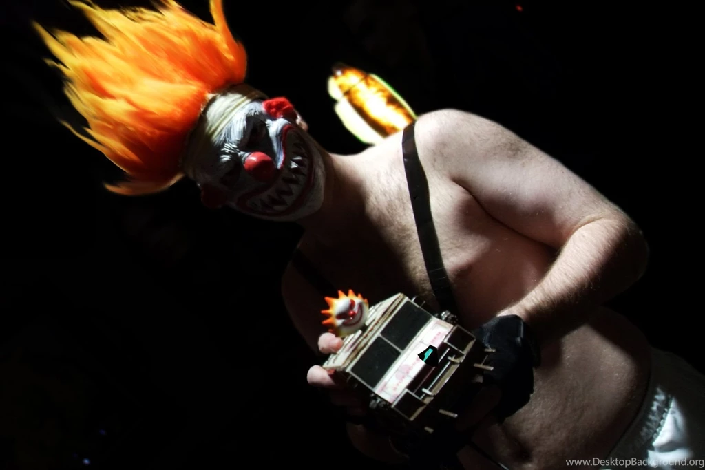 Sweet Tooth Has A Present 4 U By Stazhroolz On DeviantArt