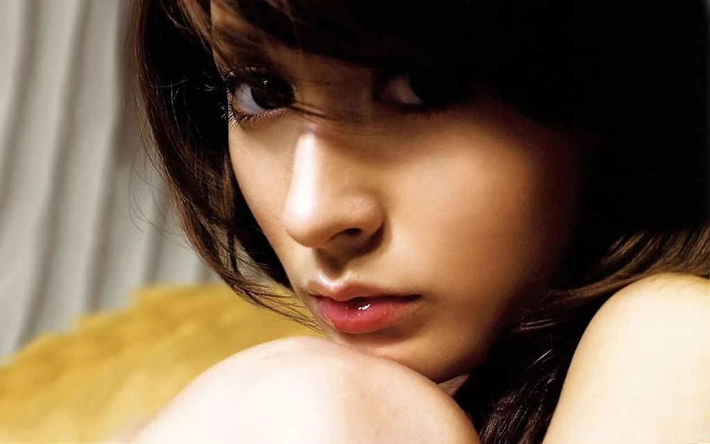 Shy Girl HD Wallpapers