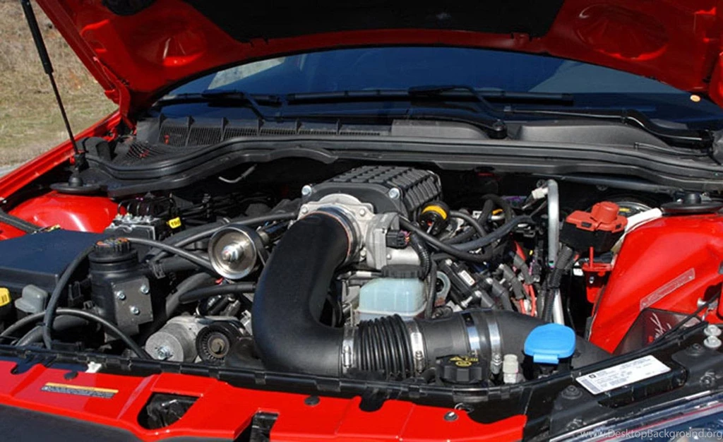 Pontiac G8 GXP Engine Image