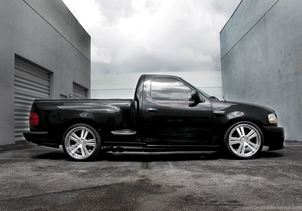 Ford F150 Lightning Wallpapers
