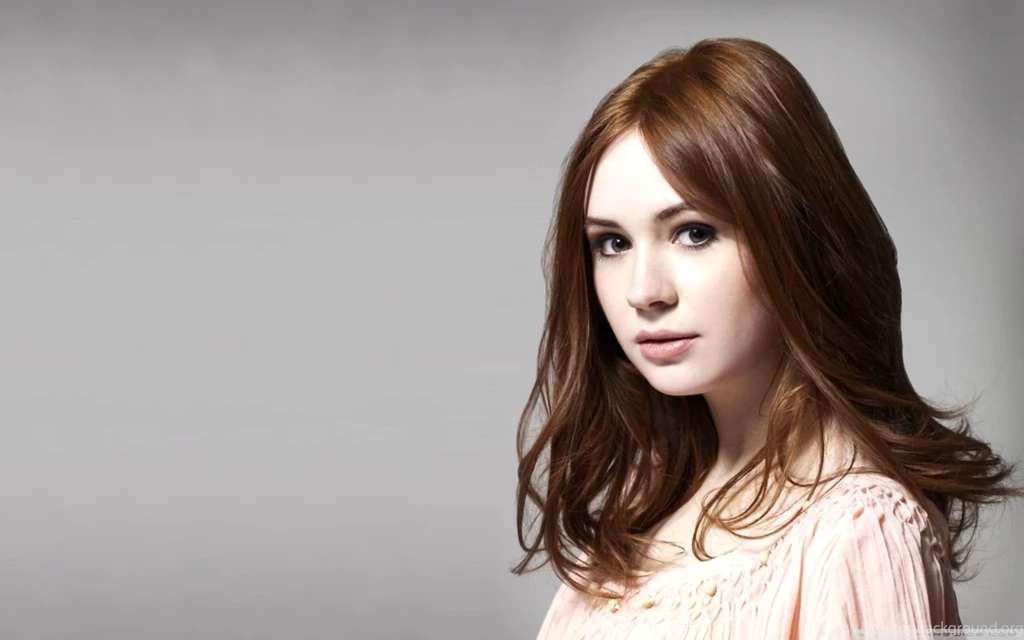 Karen Gillan HD Desktop Wallpapers : Widescreen : High Definition ...