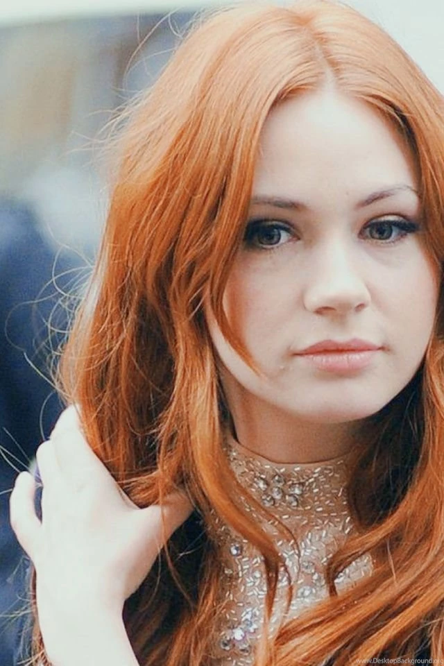 640x960 Beautiful Redhead Karen Gillan Iphone 4 Wallpapers
