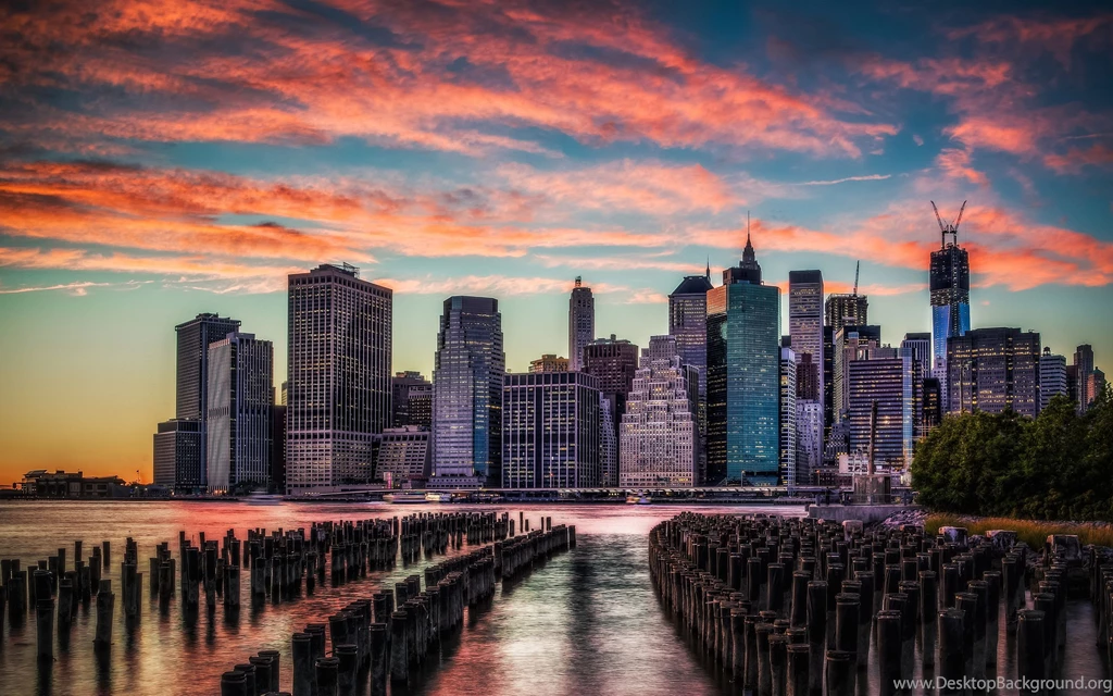 Manhattan skyline sunset.jpg