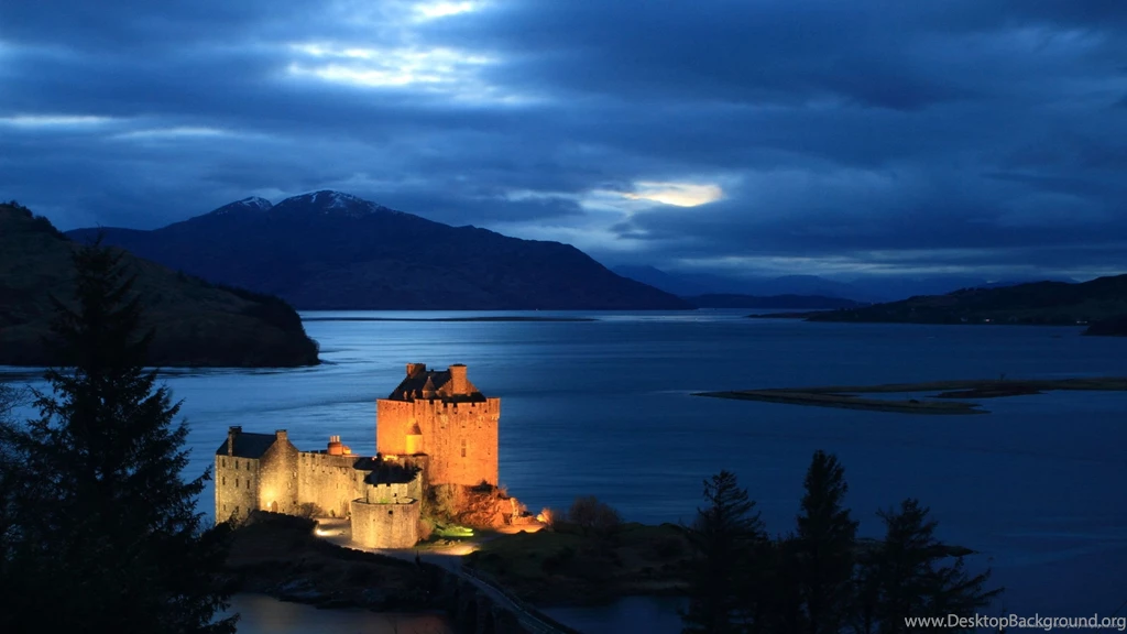 Download 2560x1440 Eilean Donan Castle By The Night Wallpapers