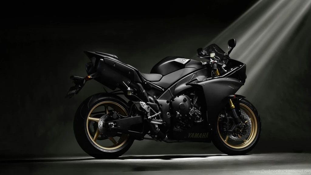 HD 2011 Yamaha YZF R1 Wallpapers