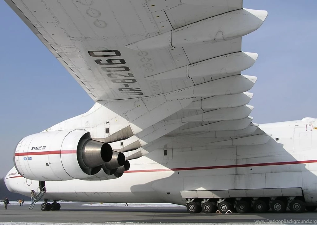 Antonov_an225_wingspan.jpg