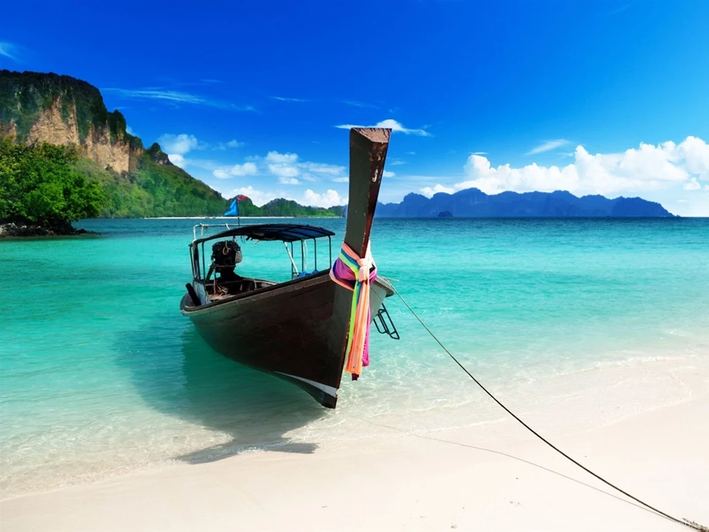 Beach Boat Wallpapers 3.jpg