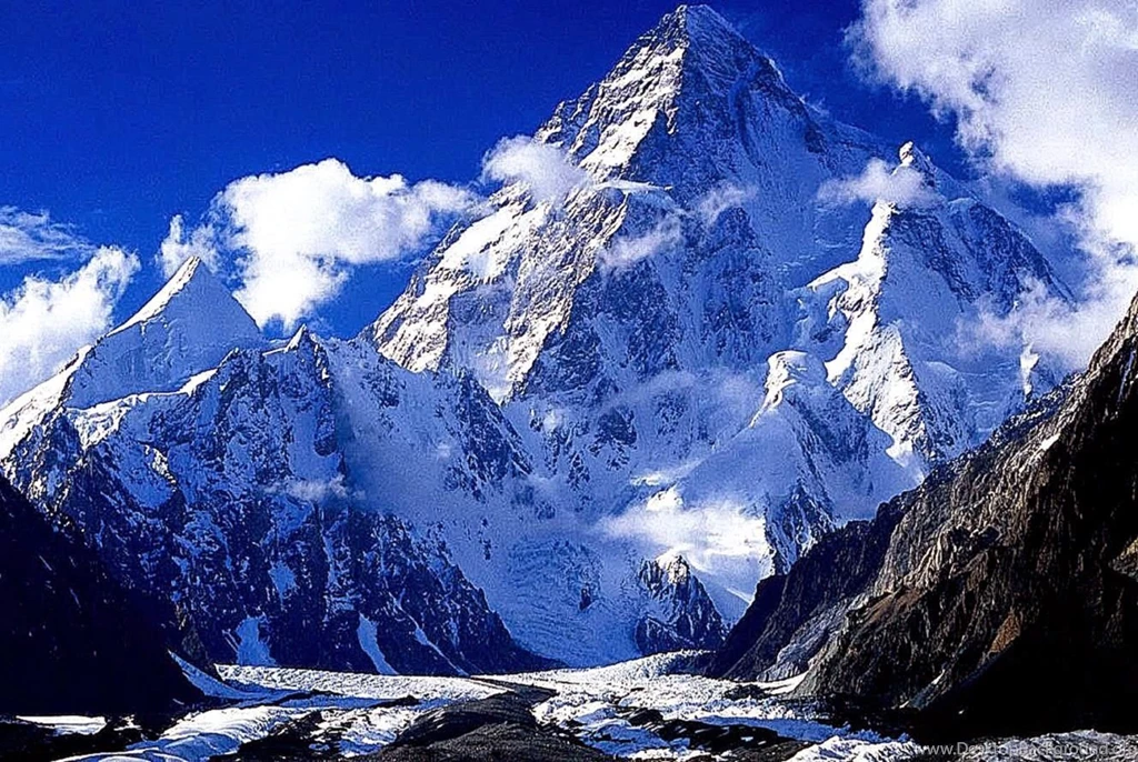 Dreamy Fantasy Ice Mountain Castle Artwork Wallpapers