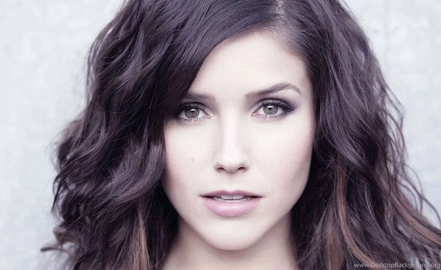 Facebook Covers For Sophia Bush • PoPoPics.com