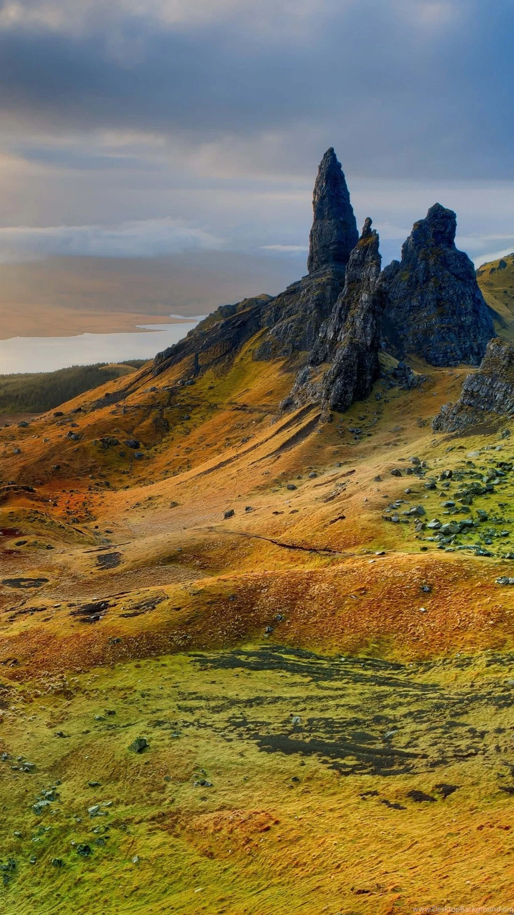 Download The Old Man Of Storr, Isle Of Skye, Scotland HD Wallpapers ...