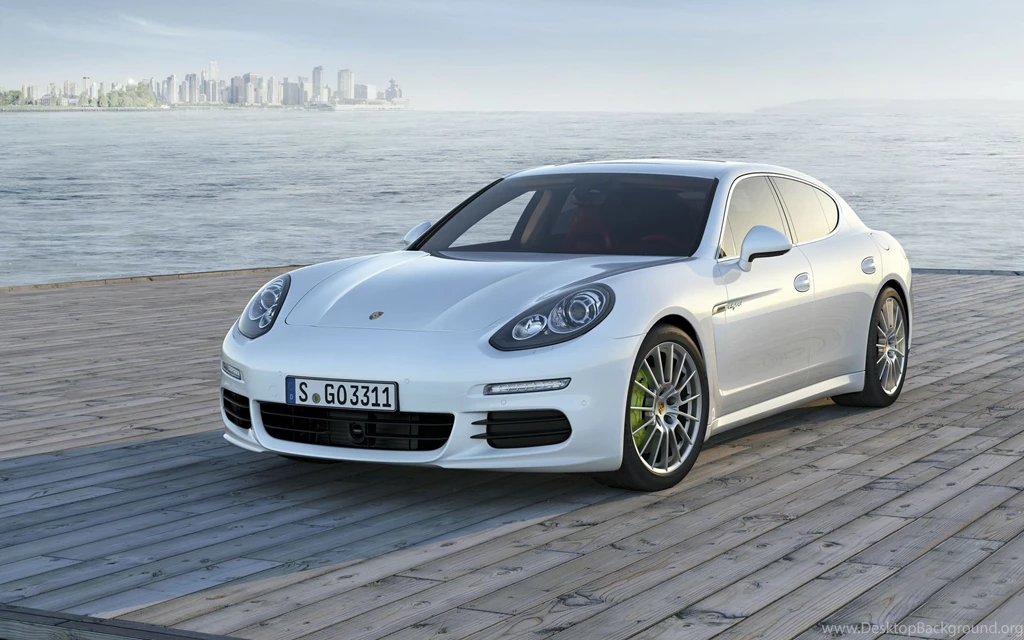2014 Porsche Panamera Wallpapers