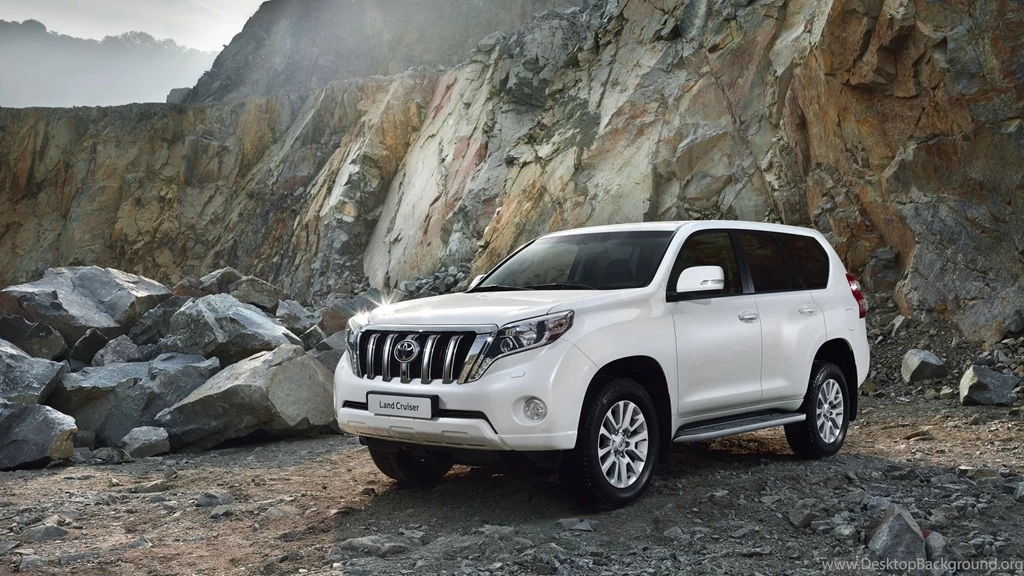 2014 Toyota Land Cruiser Wallpapers