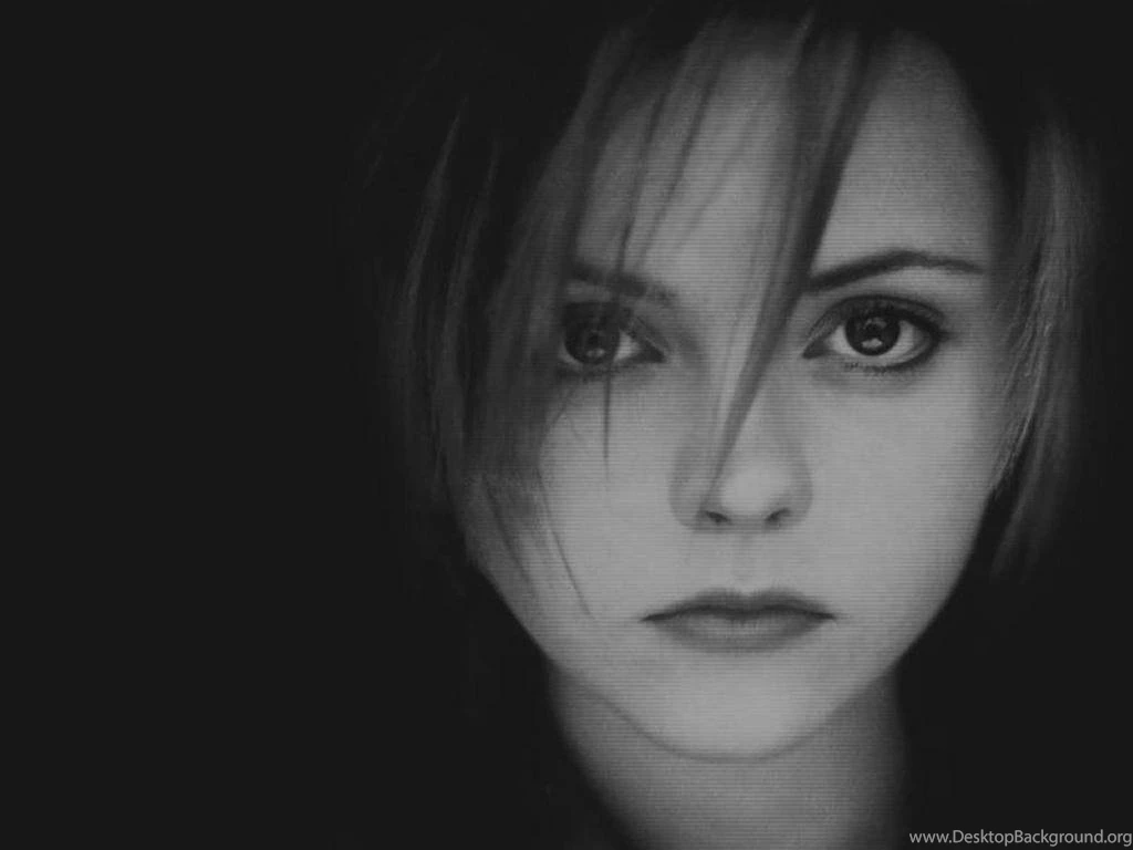 HD Wallpapers: 1024x768 » Celebrities » Christina Ricci Nice Hd ...