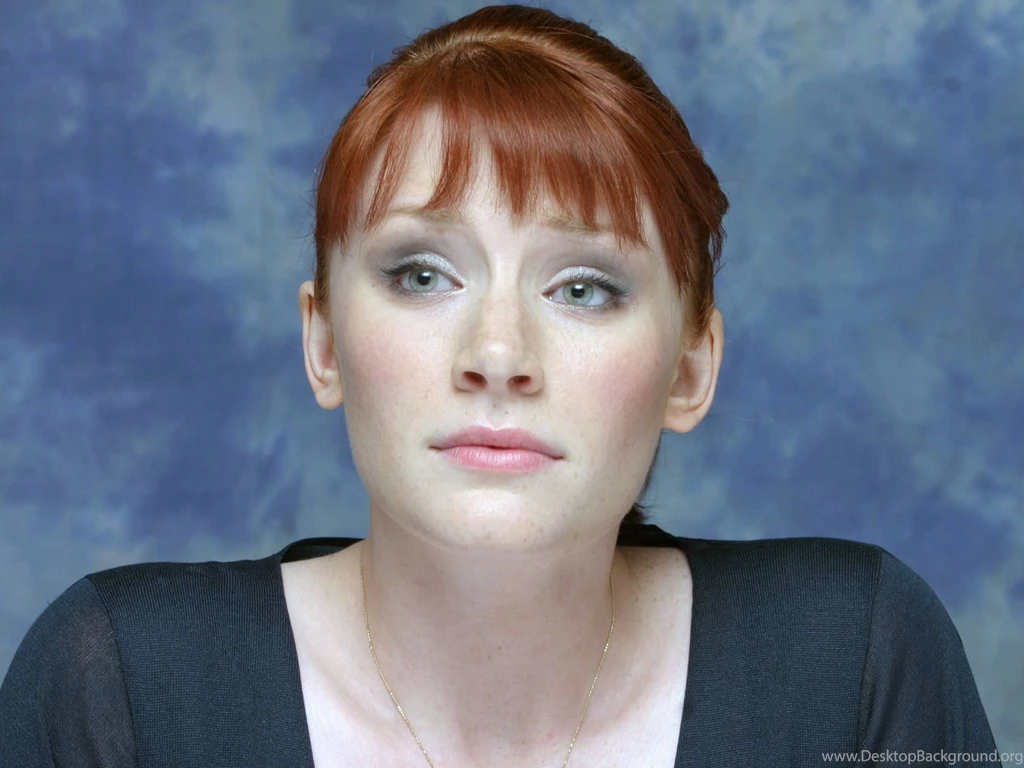 Gorgeous Bryce Dallas Howard Wallpapers