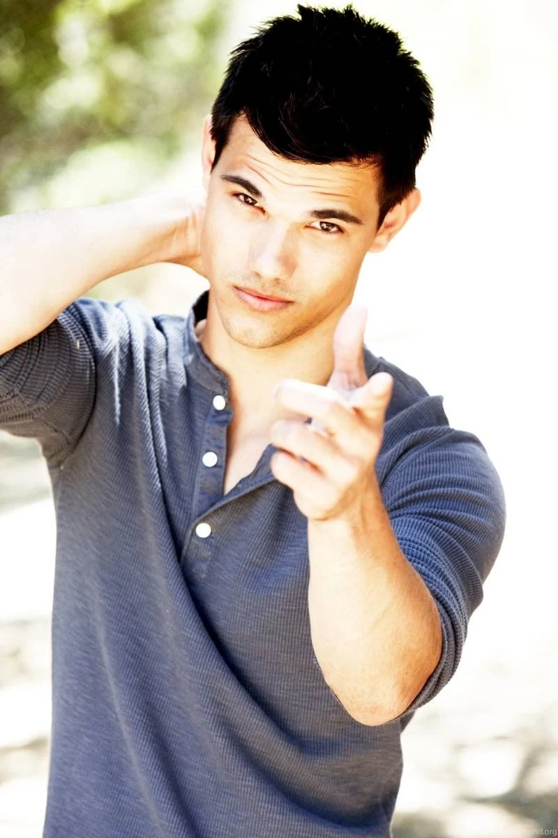 Taylor Lautner HD Wallpapers Free Download   Best Photos Wallpapers