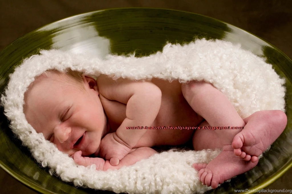 Beautiful Wallpapers: Newborn Baby Wallpapers