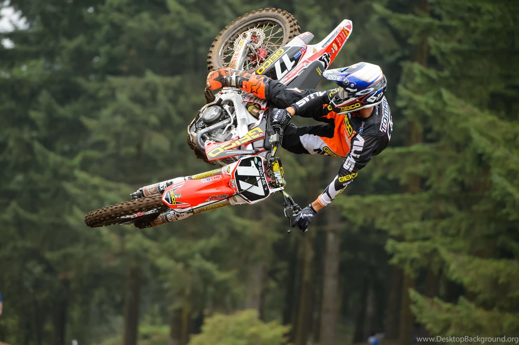 AdeHolaatod: Dirt Bike Racing Wallpapers