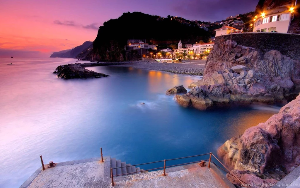 Free Beautiful Luxurious Beach Computer Desktop Wallpapers