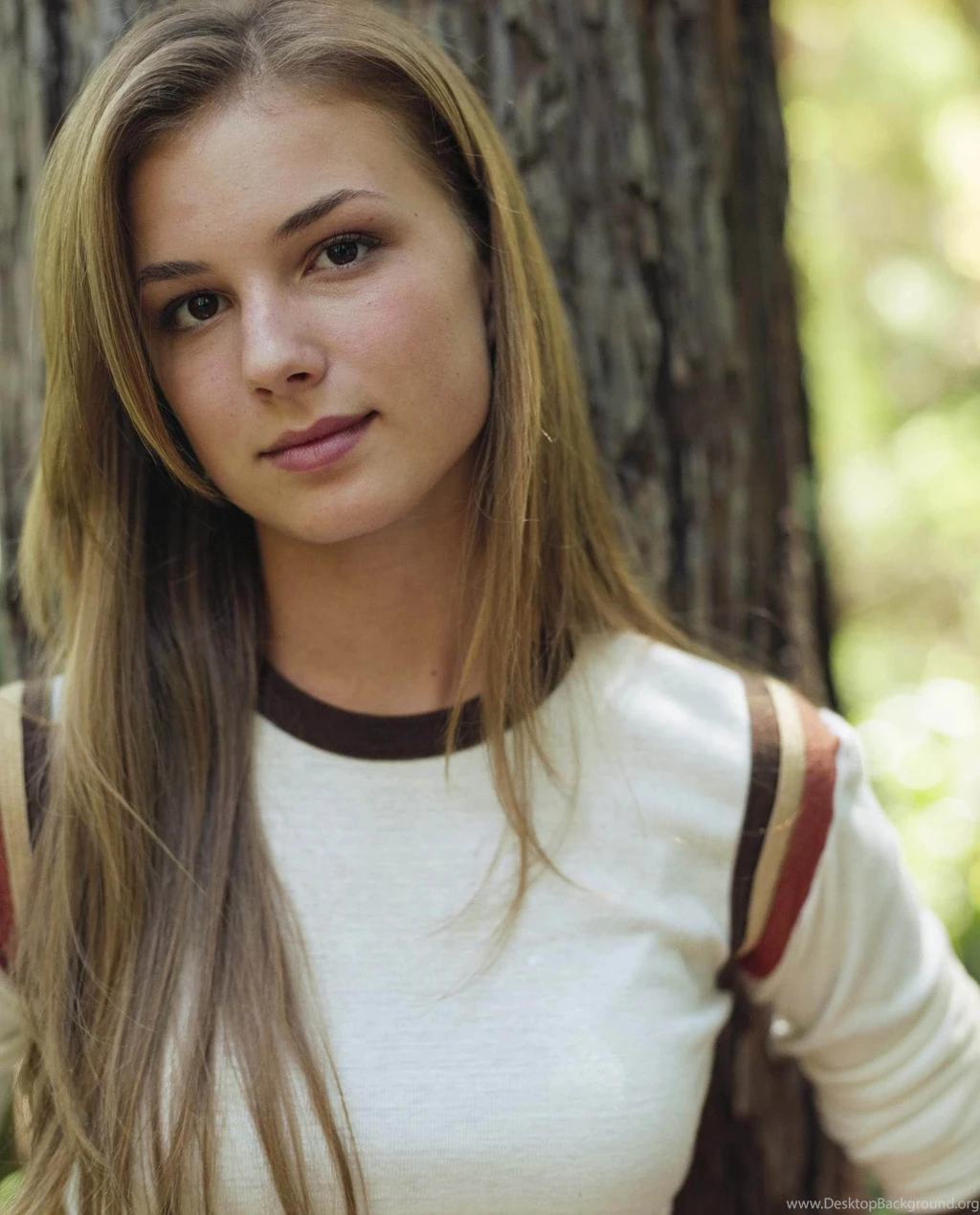 Emily VanCamp Acttress 3456x5184px