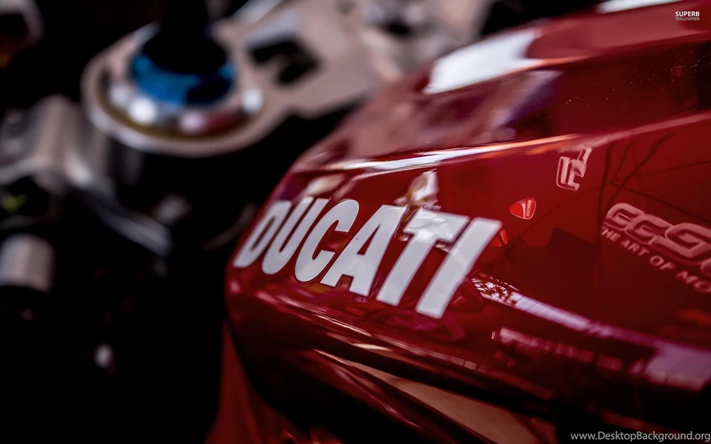 Ducati logo 23549 2560x1600.jpg