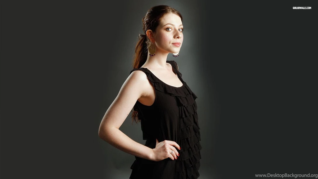 Michelle Trachtenberg Wallpapers
