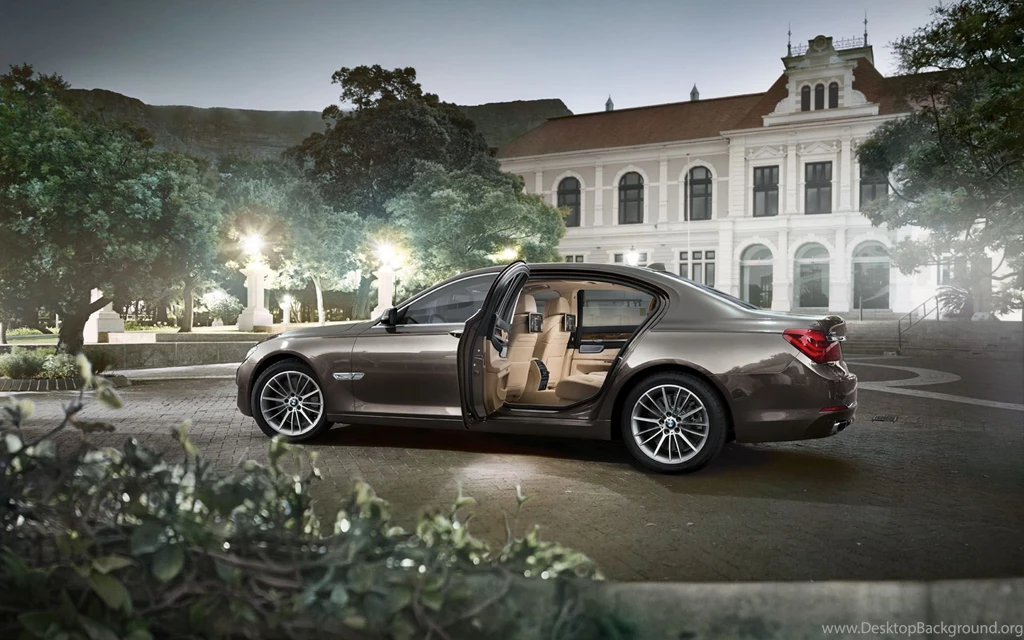 BMW 7 Series Wallpaper 14 1920x1200.jpg
