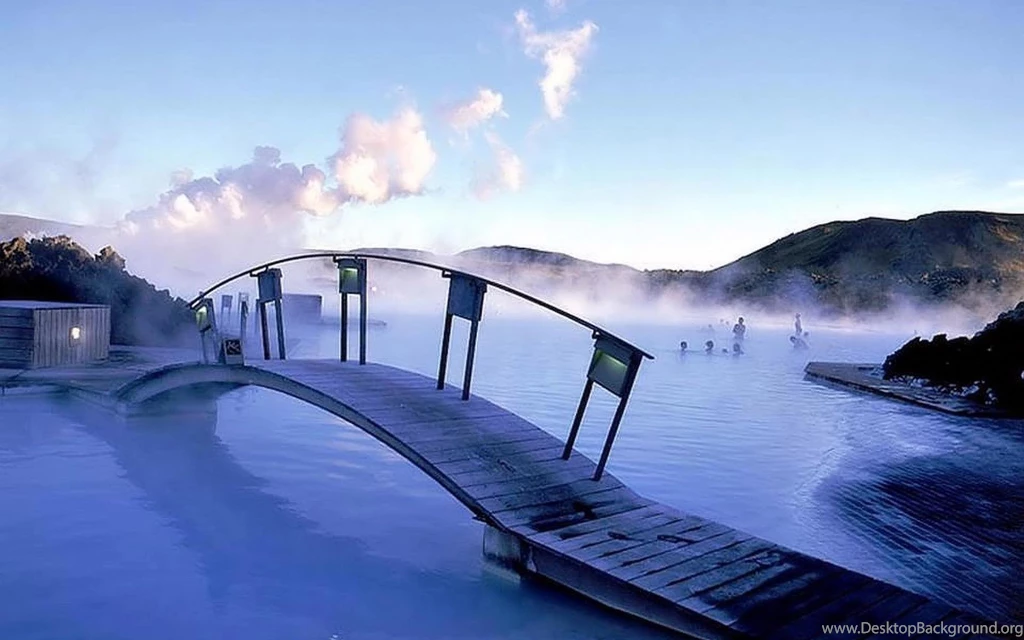 BLUE LAGOON WALLPAPER (